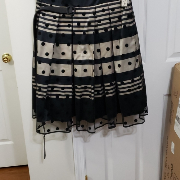 Eliza j dress lace belted gold and black size 6 - Picture 3 of 7